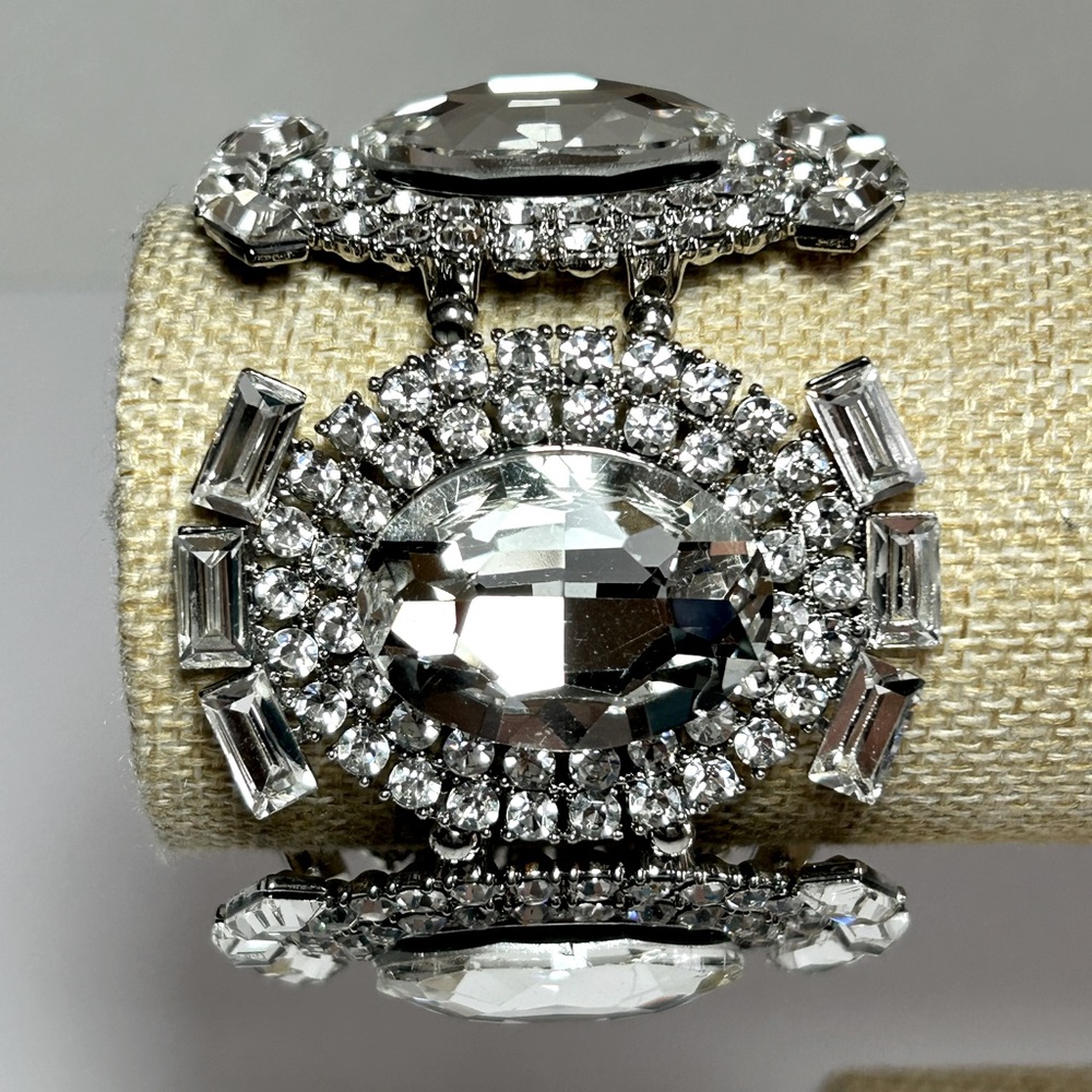 Large Statement Rhinestone Jeweled Quality Stretch Silver Tone Crystal Bracelet